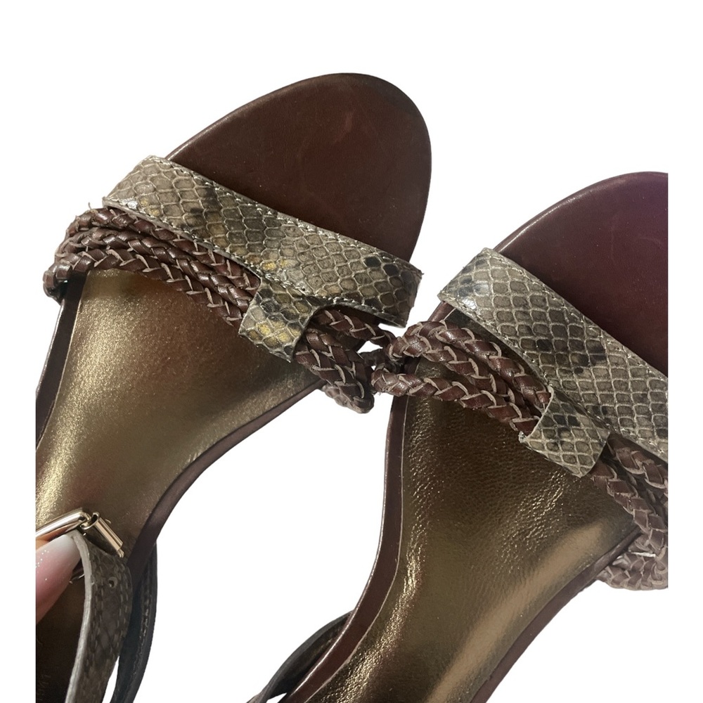 COACH Ieesha strappy leather sandal with kitten heel. 8.5 - Picture 5 of 8